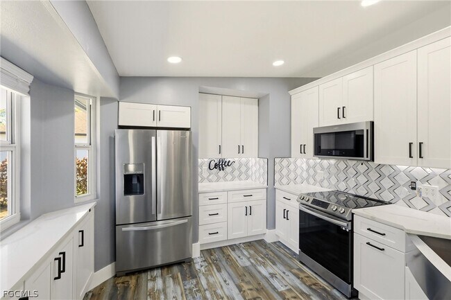 Building Photo - 3404 2nd St SW