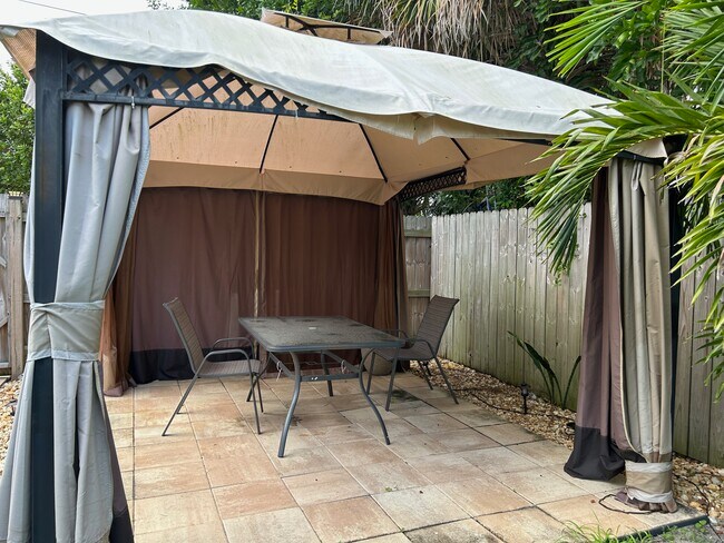 large gazabo by kitchen - 1473 NE 48th St