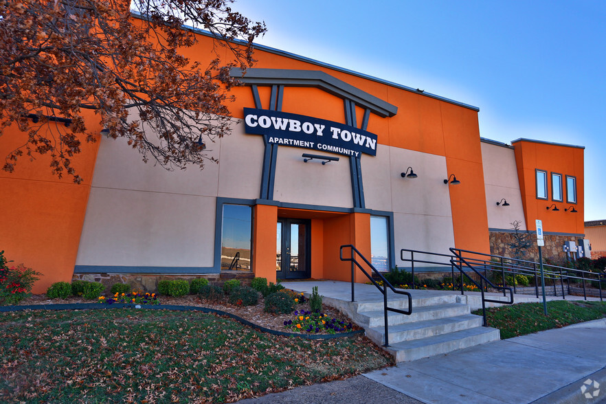 Primary Photo - Cowboy Town Apartments