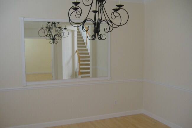 Building Photo - GREAT SPACIOUS 2 STORY HOME IN AVALON PARK in EAST ORLANDO