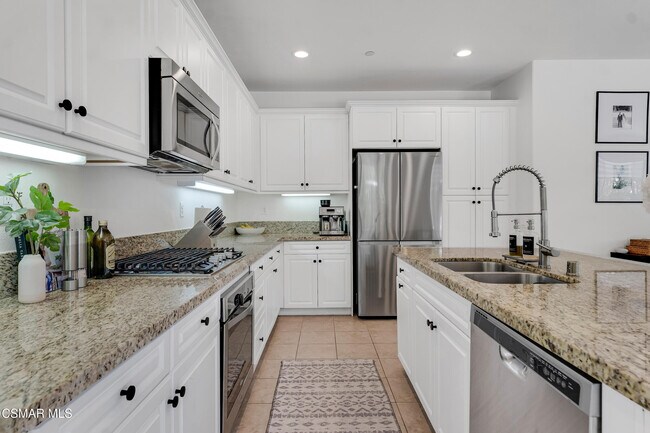 Building Photo - 4707 Beachwood Ct