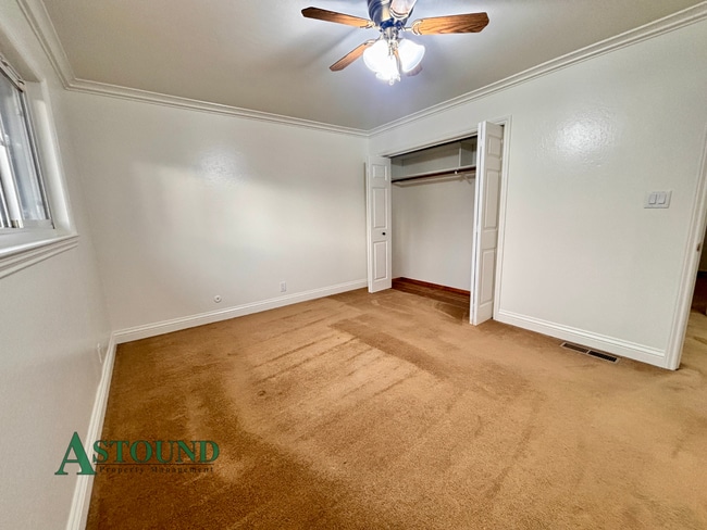 Building Photo - 2361 Panoramic Dr