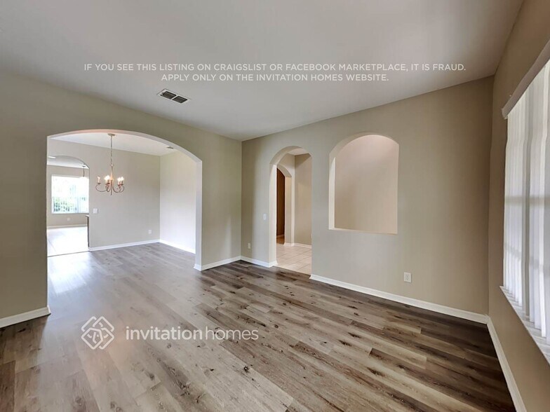 Building Photo - 10906 Ancient Futures Dr