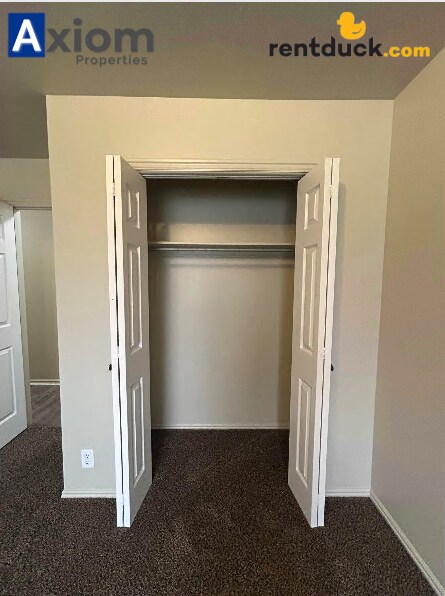 Building Photo - 1819 S Von Elm St