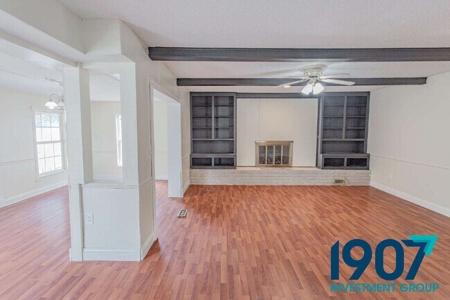 Building Photo - 9212 S McKinley Ave