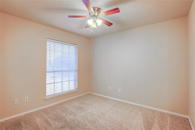 Building Photo - 535 Raintree Cir