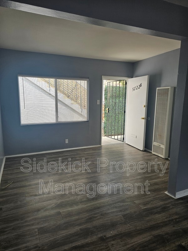 Building Photo - 5722 E Beverly Blvd