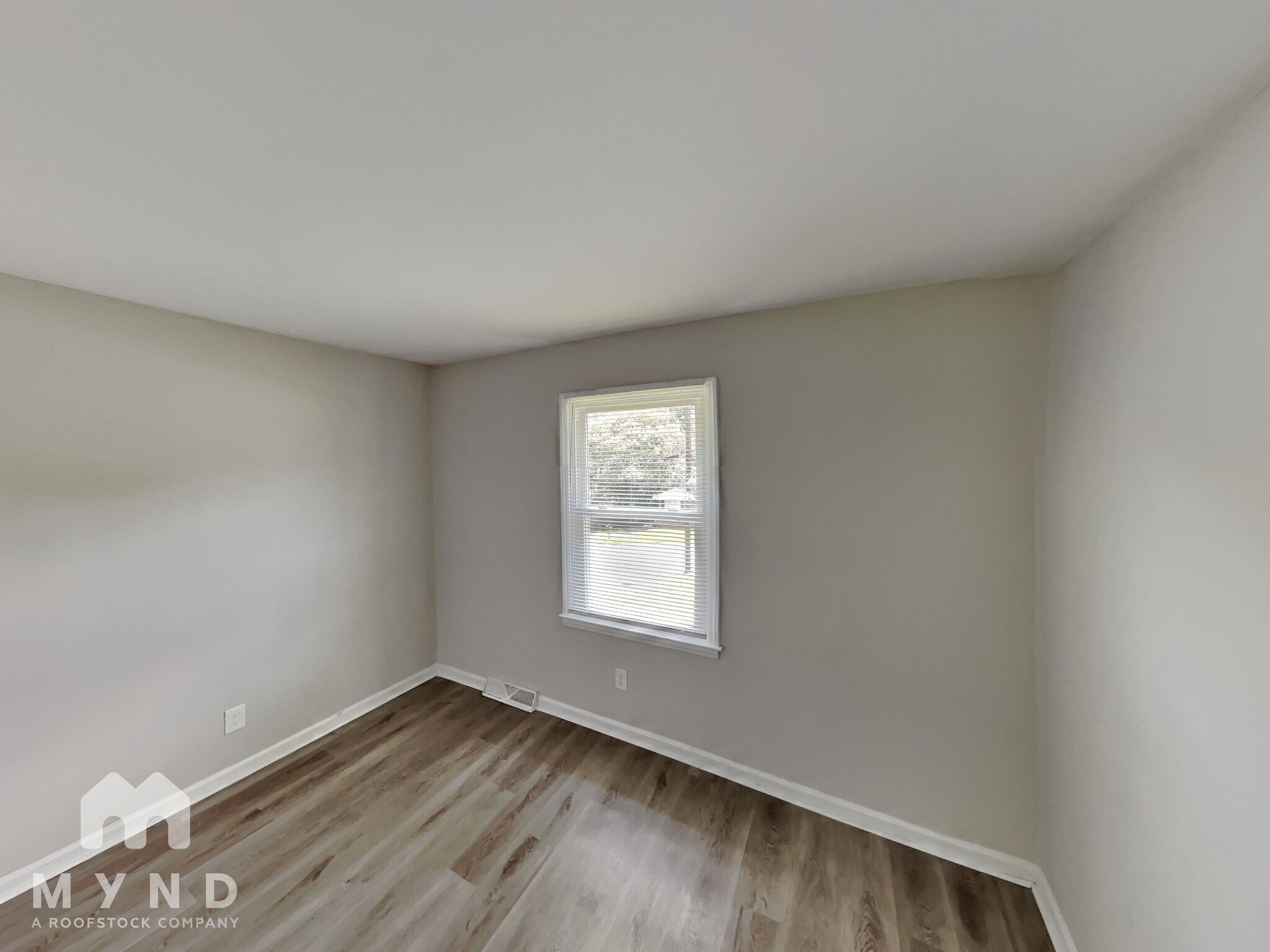 Building Photo - 730 Dunbrook Ln