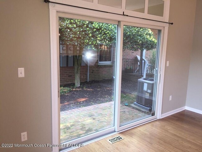 Building Photo - 23 Wyckham Rd