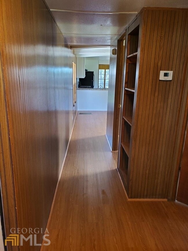 Building Photo - 641 Waterworks Rd