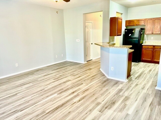 Primary Photo - 190 Olde Towne Way