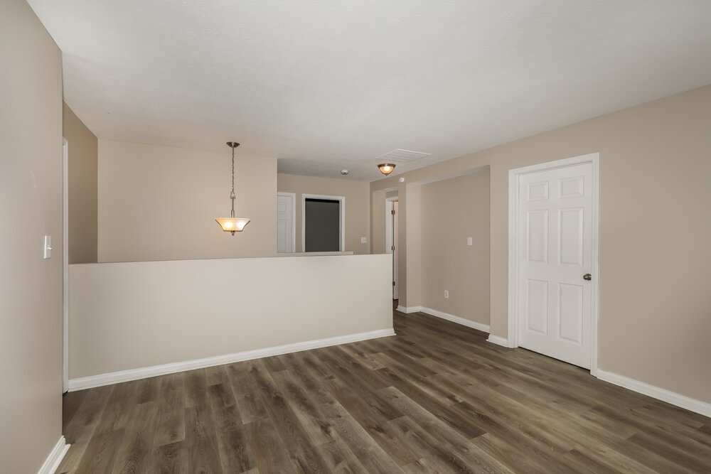 Building Photo - 8025 Cole Wood Blvd