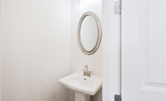 Building Photo - 726 Stickley Oak Way