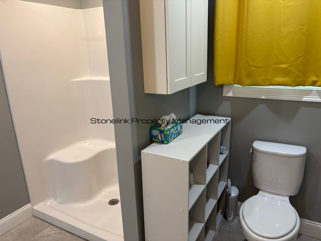 Building Photo - Fully Renovated Condo For Rent in West War...