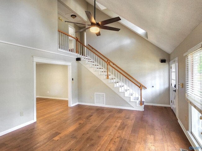 Building Photo - 1815 Shellbrook Dr NW