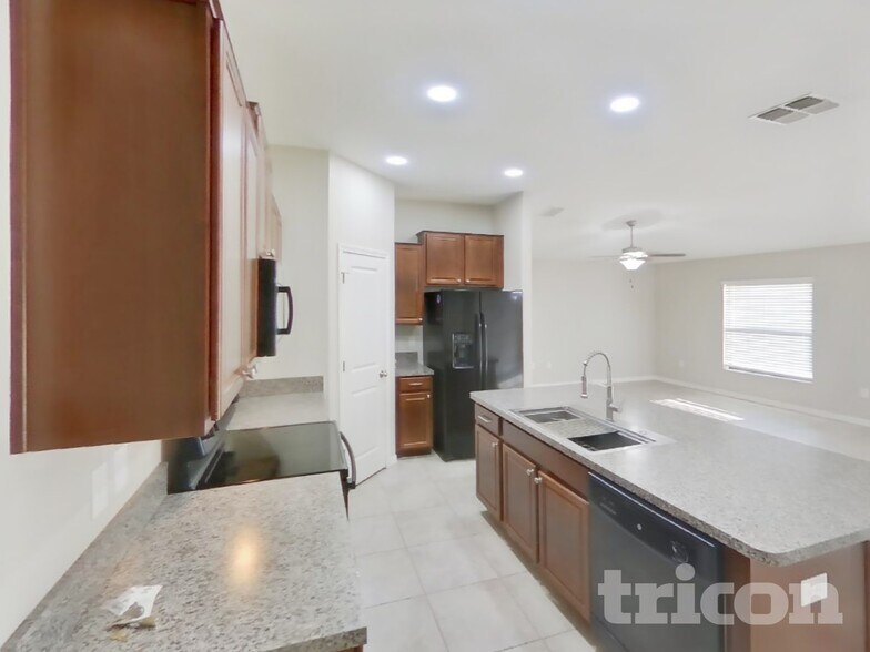 Building Photo - 14107 Covert Green Pl