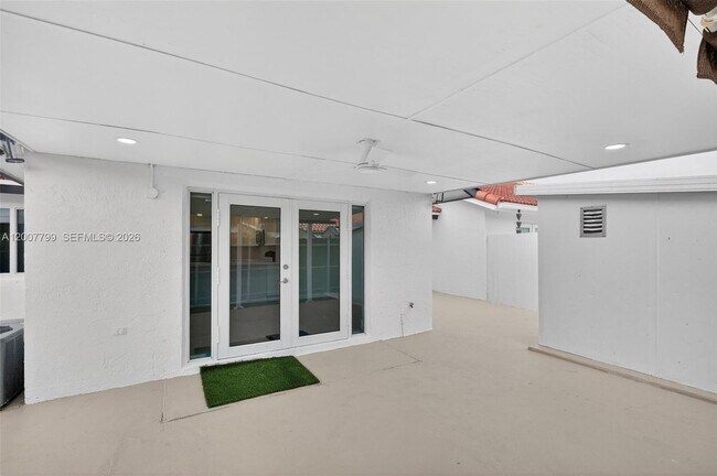 Building Photo - 4530 SW 143rd Pl