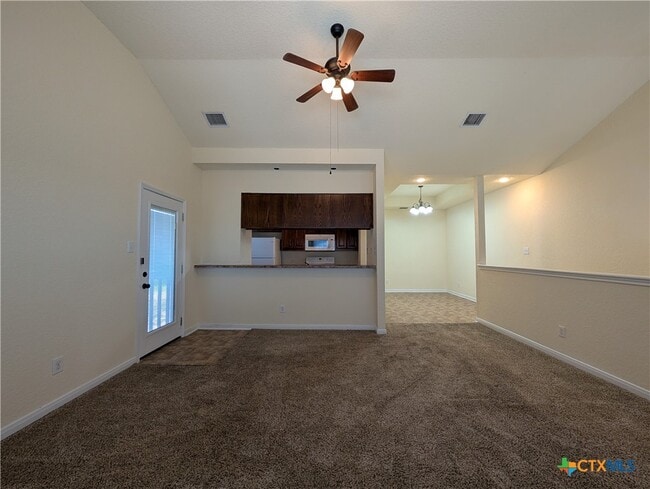 Building Photo - 1270 Hillcrest Dr