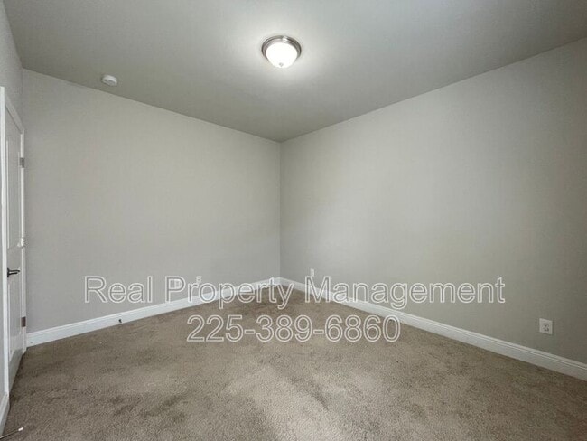 Building Photo - 7948 Antebellum Ave