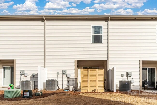 Building Photo - 13917 Clayborn St