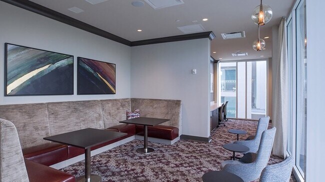 Building Photo - 5500 Broken Sound Blvd NW