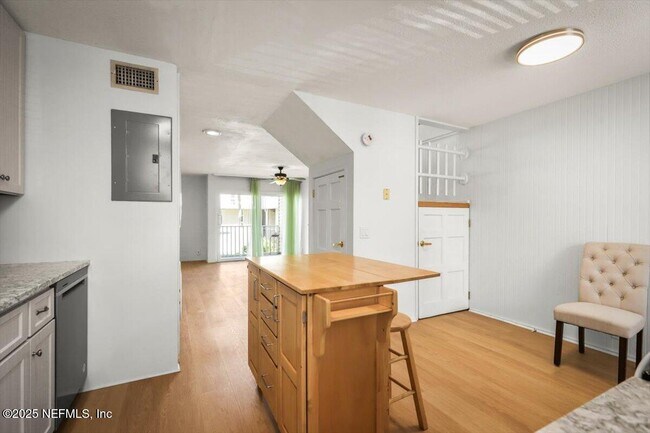 Building Photo - 901 Ocean Blvd