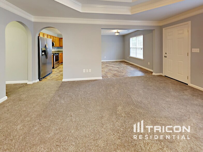 Building Photo - 4538 Ashlyn Rebecca Dr SW