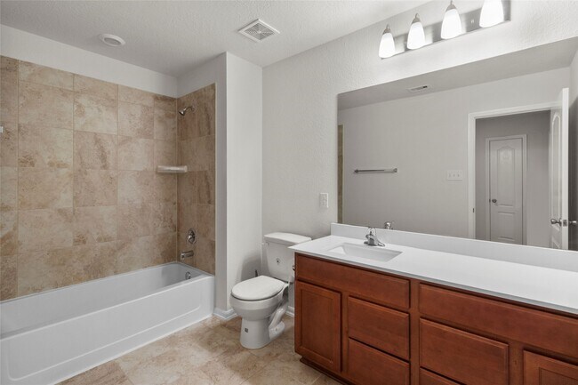 Building Photo - 22230 Wave Hill Ln
