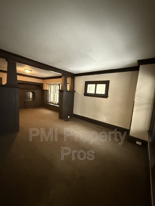 Building Photo - 2320 N 44th St