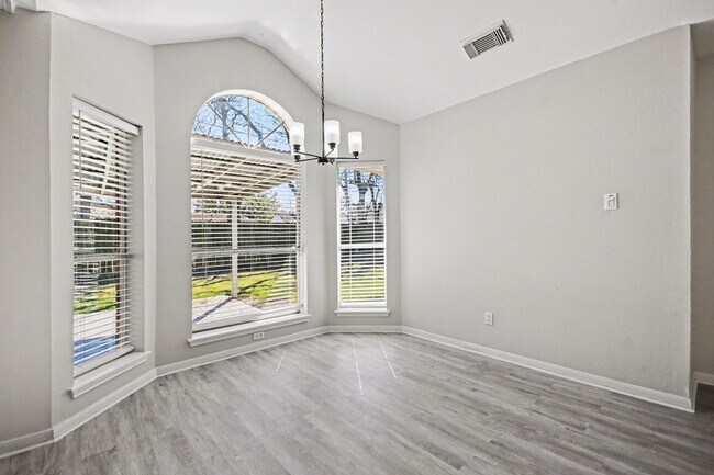 Building Photo - 9478 Carmalee St