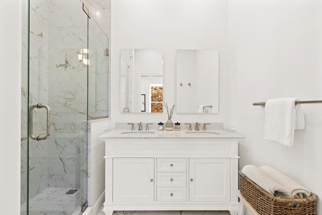 Building Photo - 1111 Bloomfield St