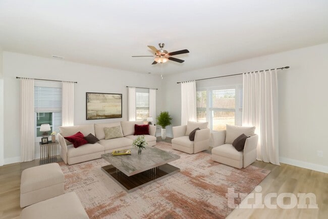 Building Photo - 123 Kingshall Rd