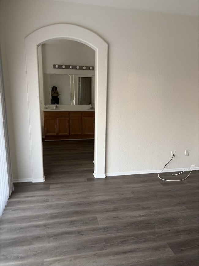Building Photo - 12891 Pueblo Lane