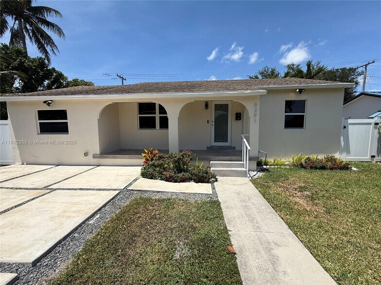 Primary Photo - 6391 SW 39th St