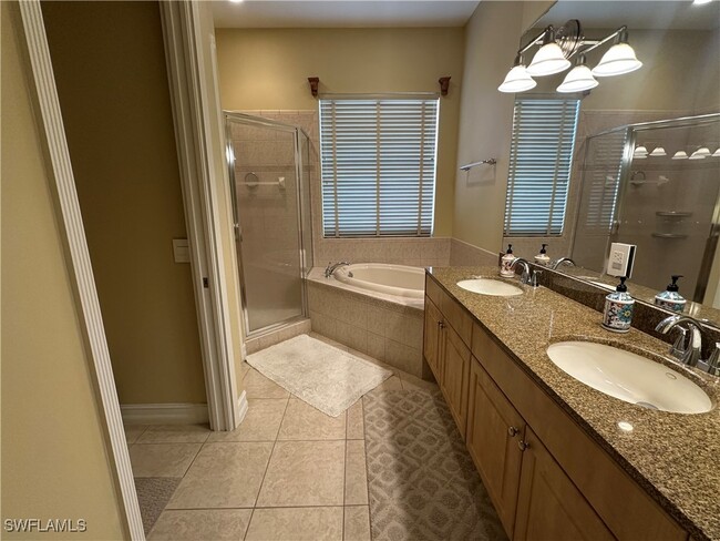 Building Photo - 7180 Bergamo Way