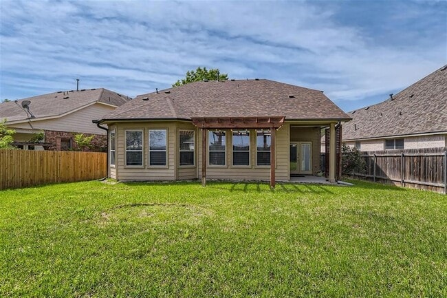 Building Photo - 1504 Weatherford Dr