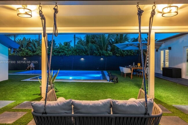 Building Photo - 901 NW 7th Street Rd