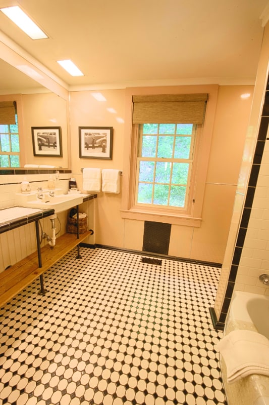 Building Photo - 14981 Tapoco Rd