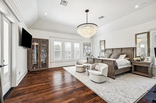 Building Photo - 4536 Mimosa Dr