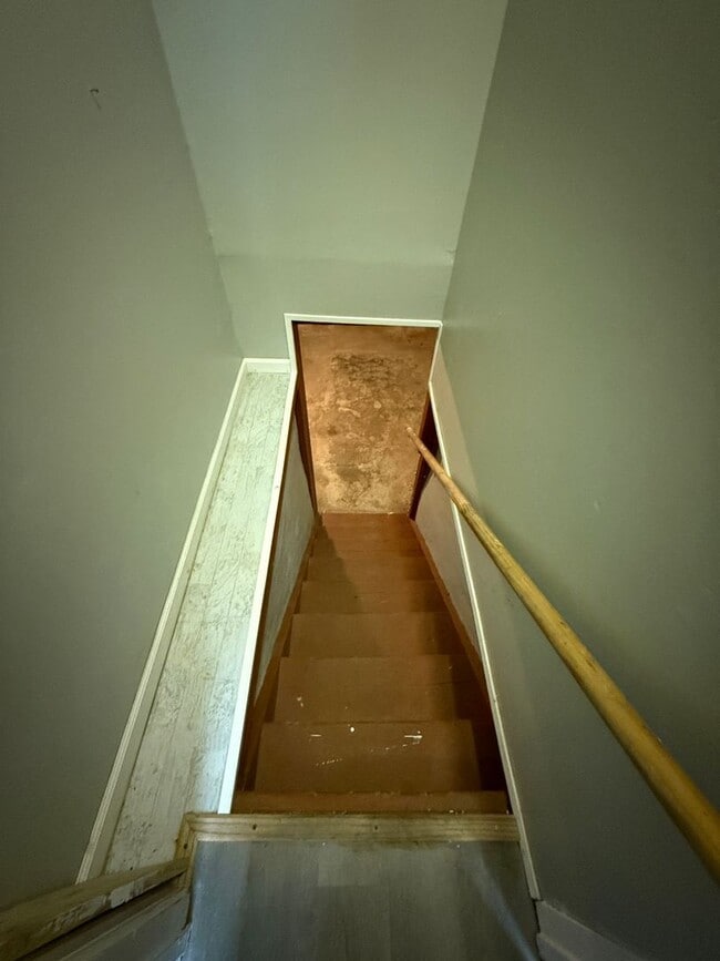 Building Photo - Single-Family Home Close to Henry Ford Hos...