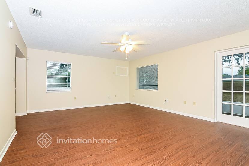 Building Photo - 3738 Hill St