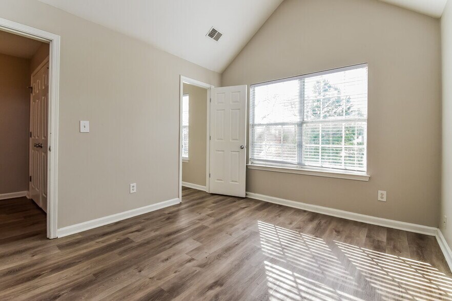 Building Photo - 2441 Wood Bend Ln