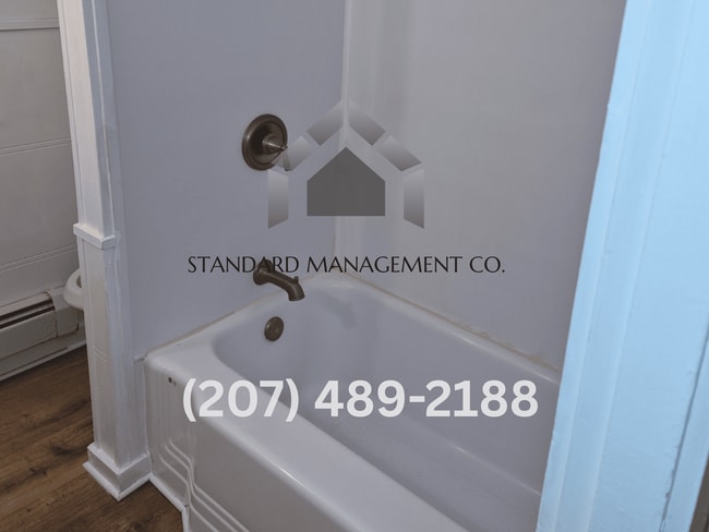 Building Photo - 7 Tardiff St