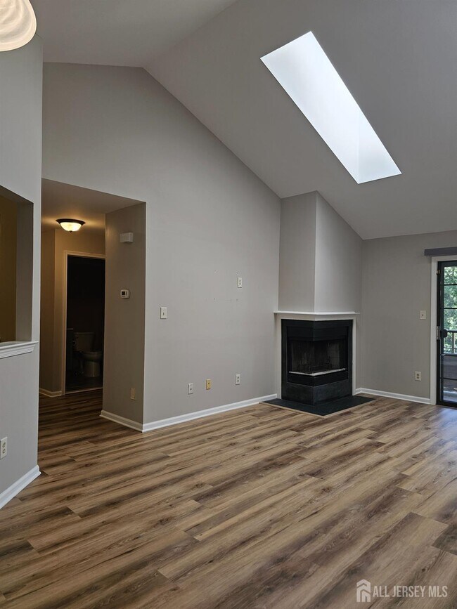 Building Photo - 2809 Ridgefield Ct