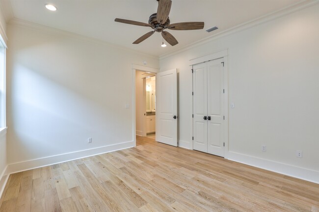 Building Photo - 4425 Grace Pk Trl