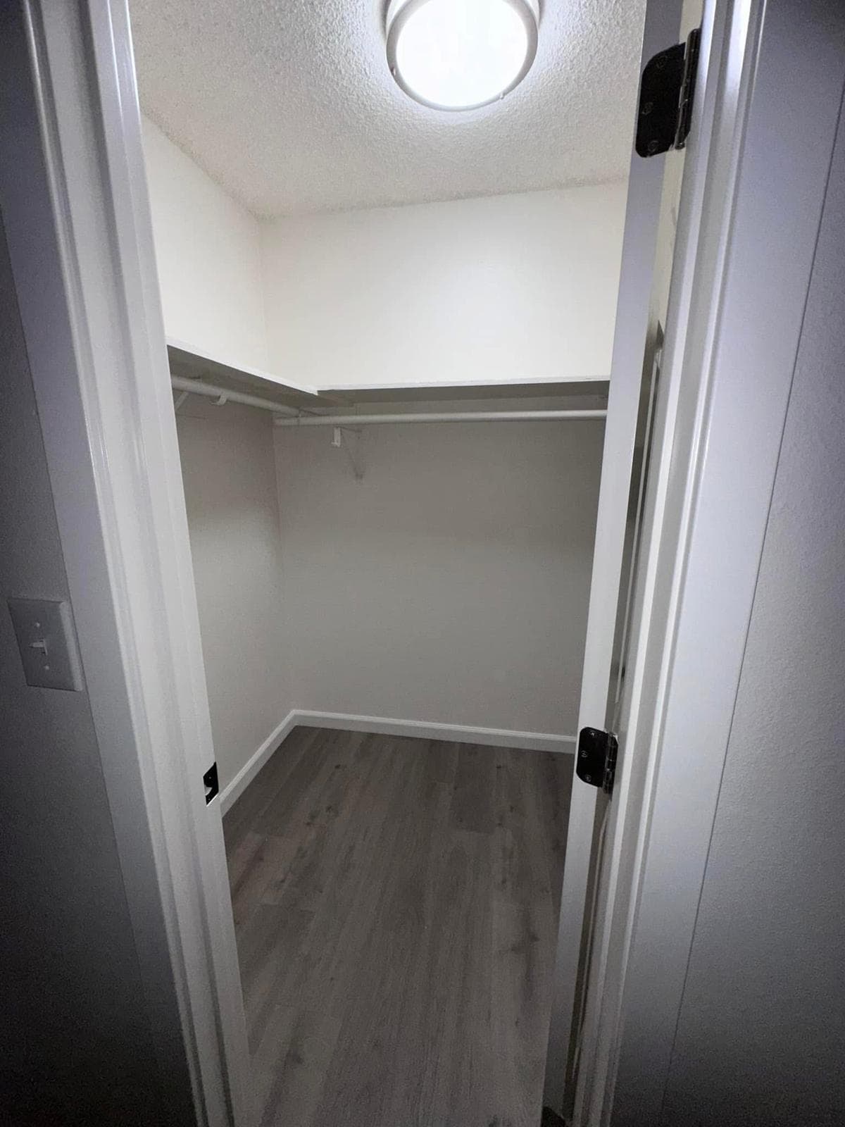 Building Photo - 7501 Whitsett Ave