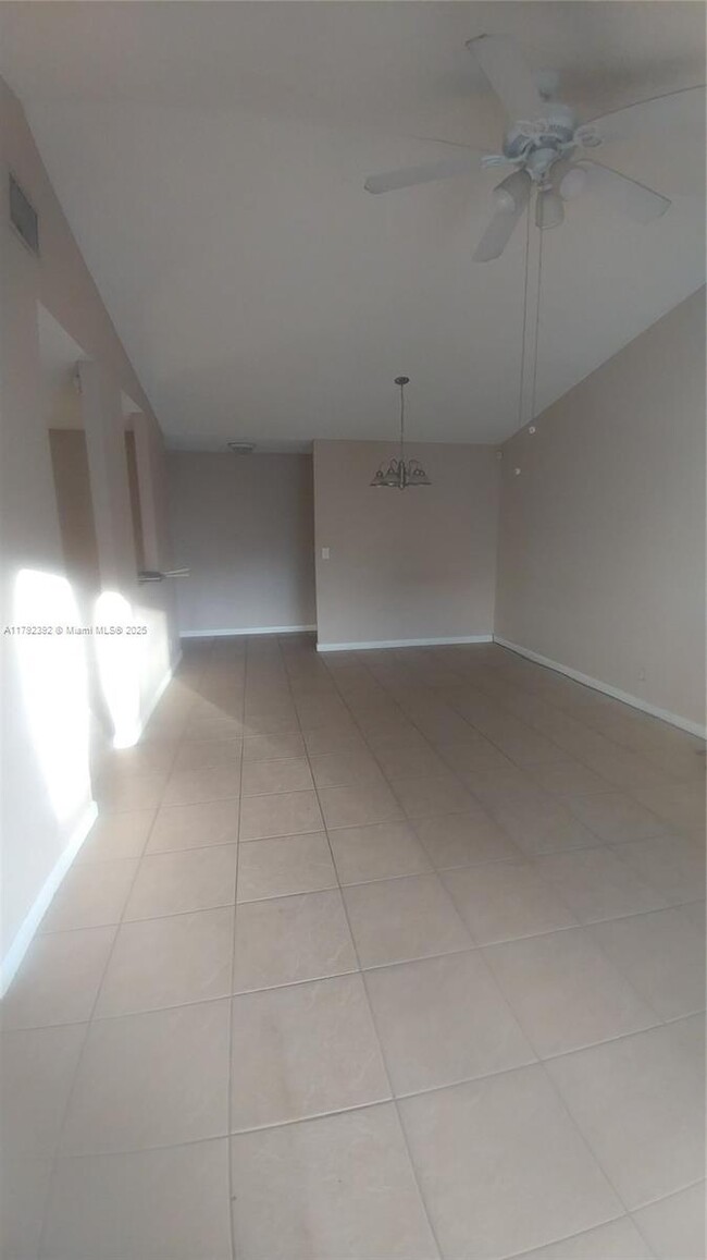 Building Photo - 5721 Wingham Way