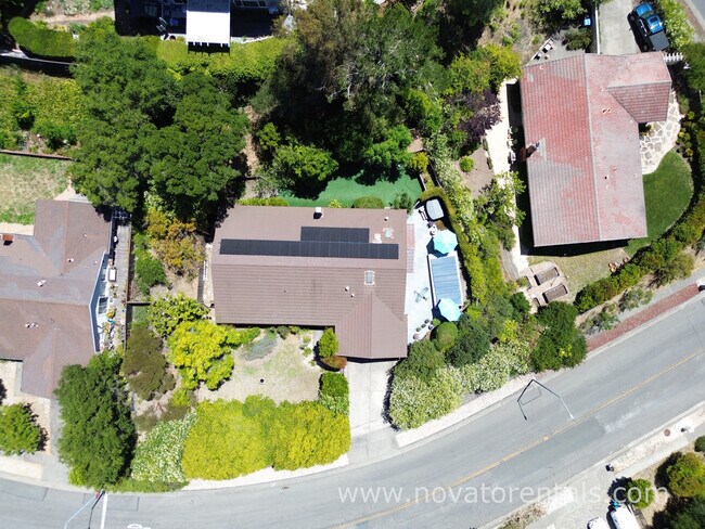 Building Photo - 65 Santa Maria Dr