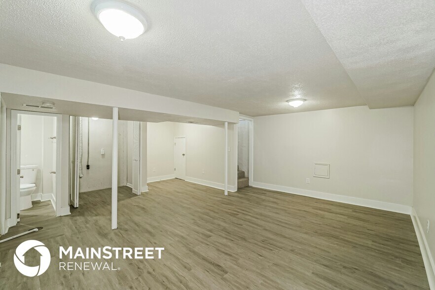 Building Photo - 2972 Iva Dr