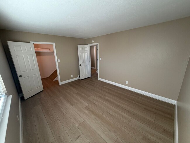 Building Photo - 5619 42nd St